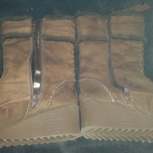 Suede Brown Boots - Picture 2 of 4